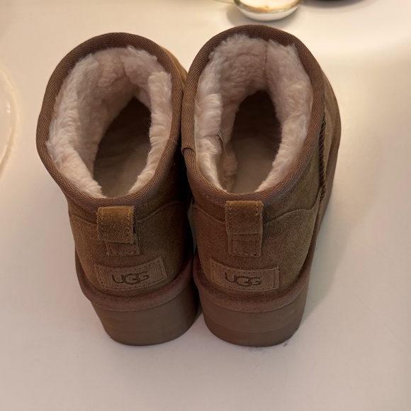 Platform UGGS - Picture 3 of 5